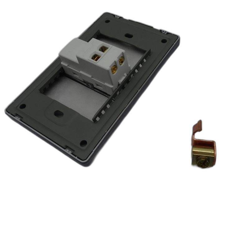 Ispezione stampaggio metalli